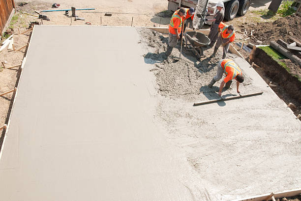 Best Poured Concrete Foundation  in Laton, CA